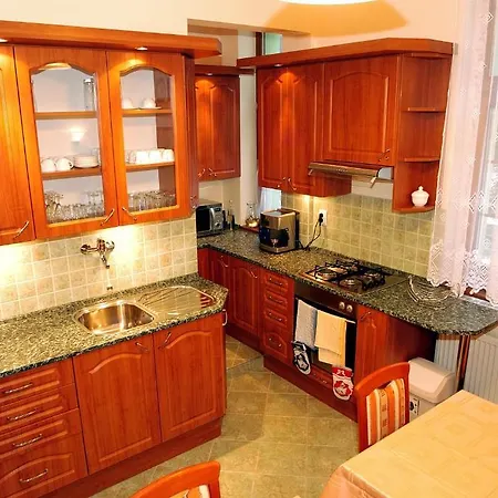Zlaty Jelen Guest house 3*
